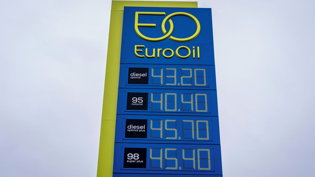 Česko je v EU s cenami nafty stále mezi levnějšími zeměmi